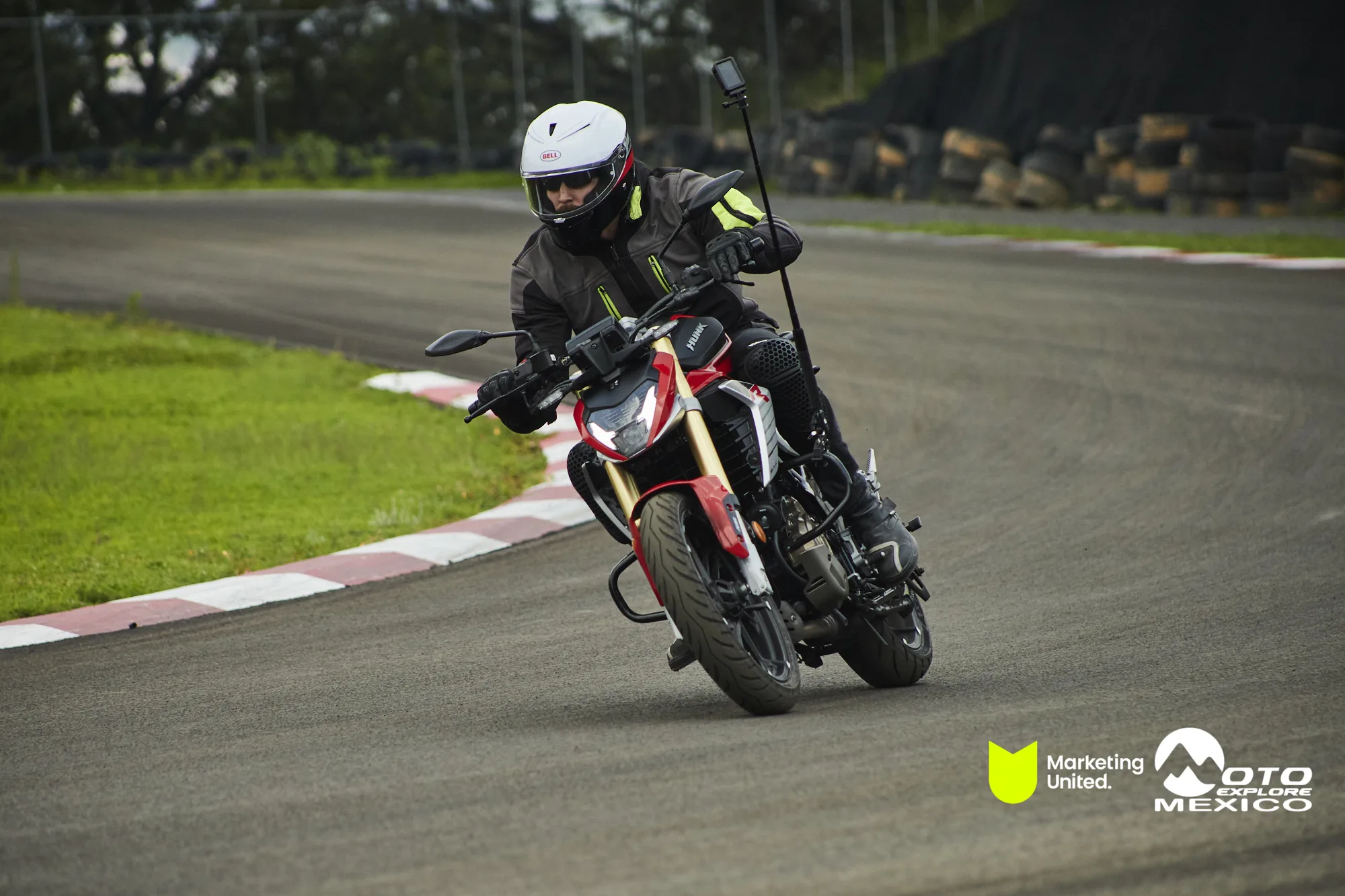 HUNK TRACKDAY 114